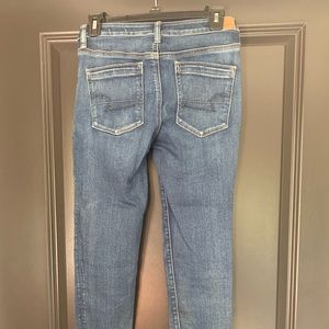AE skinny jeans size 6